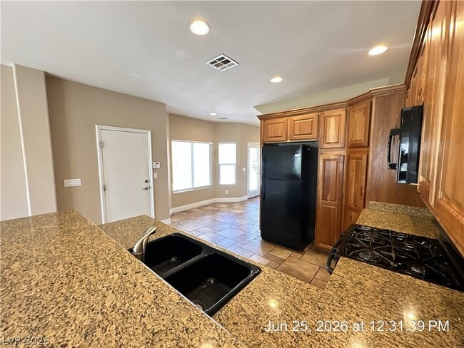 Building Photo - 8103 Cheerful Valley Ave