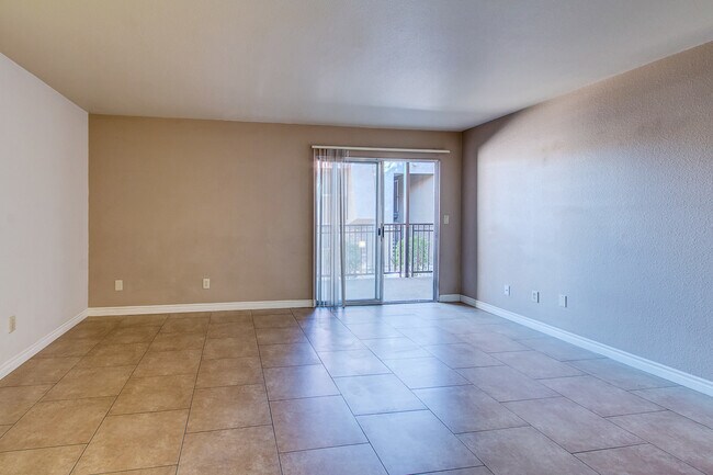 Building Photo - 5273 Indian River Dr