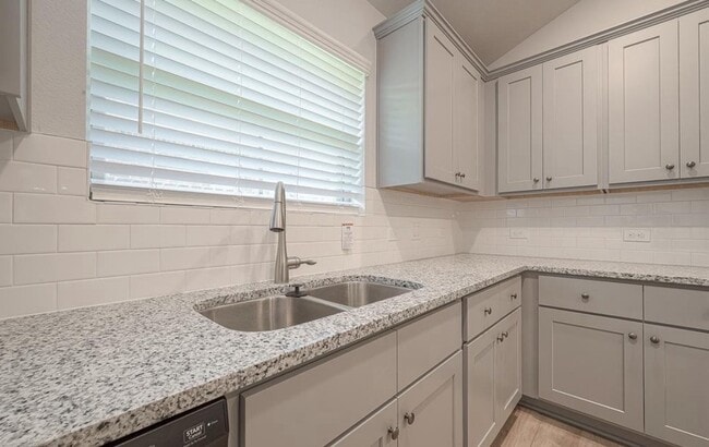 Building Photo - 13317 Silver Egret Ln