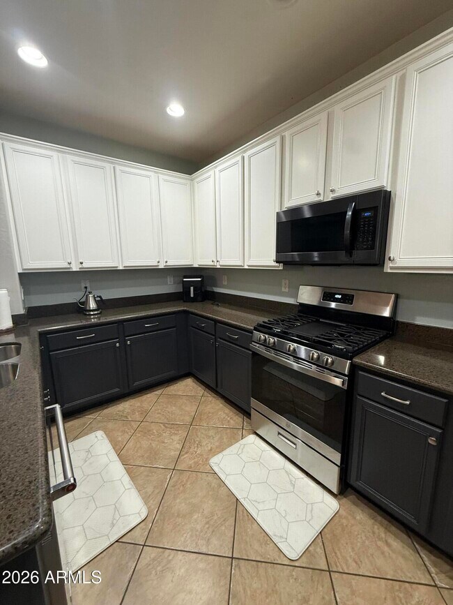 Building Photo - 15473 W Tasha Cir