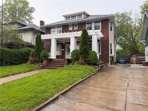 Building Photo - 10806 Clifton Blvd