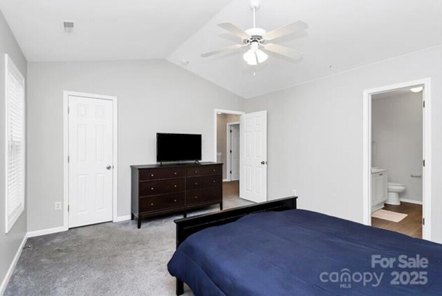 Building Photo - 5943 Pisgah Way