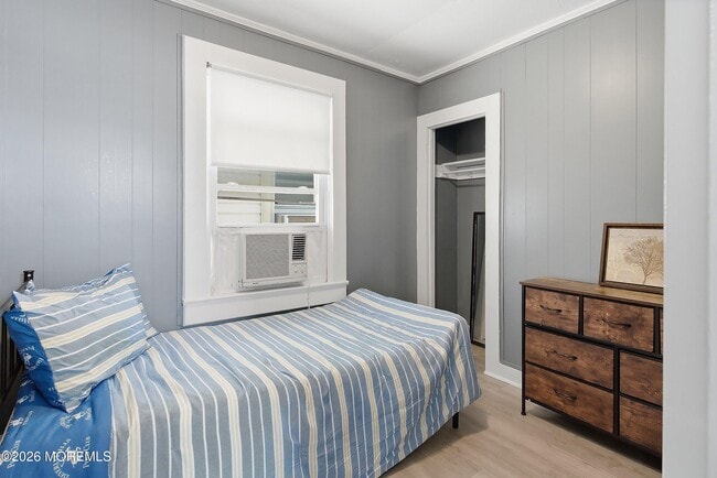 Building Photo - 206 16th Ave