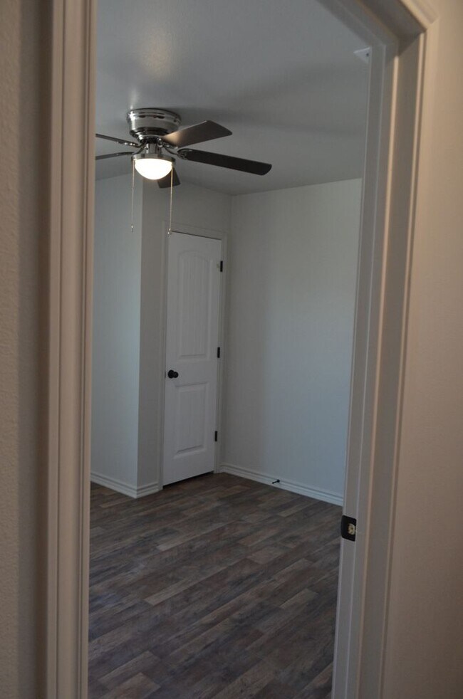 Building Photo - 1826 Castroville Trl
