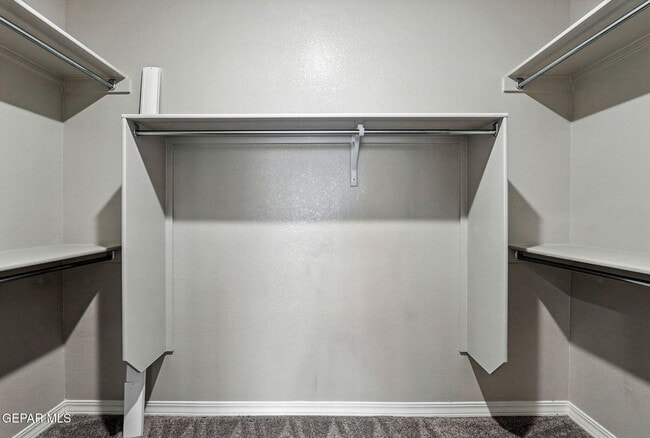 Building Photo - 12360 Desert Path Ct