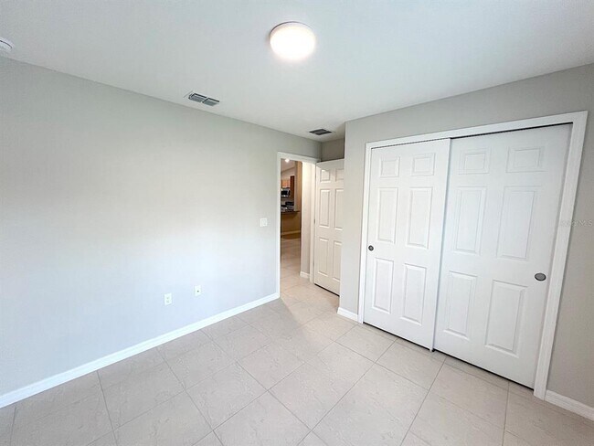 Building Photo - 111 Rolling Sands Dr