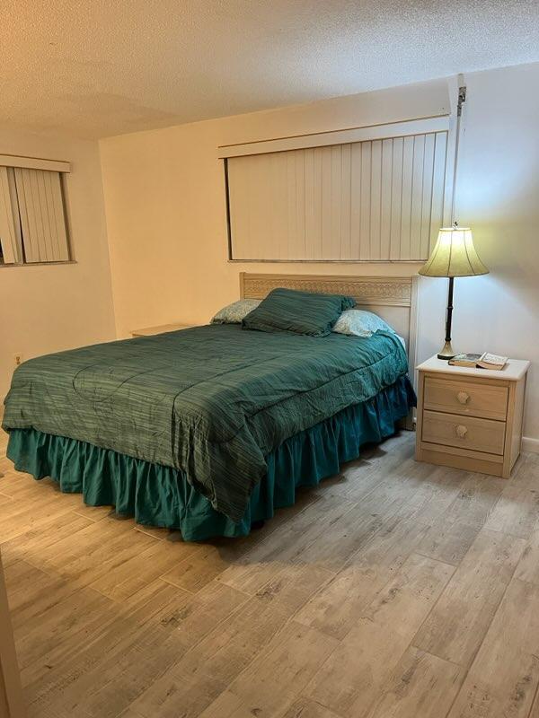 Building Photo - 5000 Ocean Beach Blvd