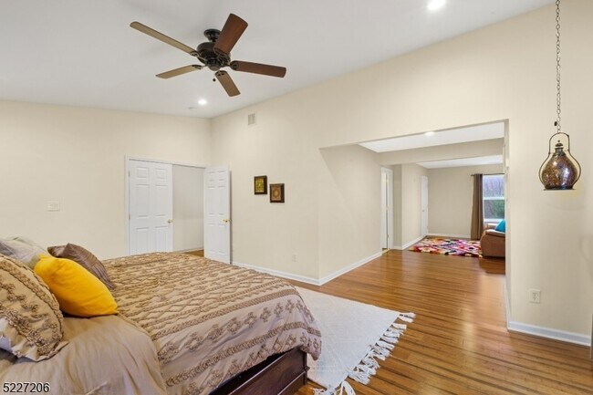 Building Photo - 70 Alvin Sloan Ave