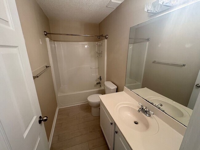 Building Photo - Indian Woods Home with a Cozy Fireplace & Stainless Steel Appliances!