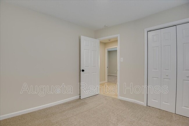 Building Photo - 4851 Jasmine Way