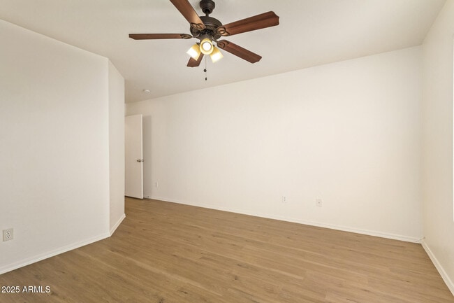 Building Photo - 11413 W Yavapai St