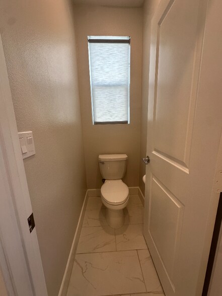 Building Photo - 2425 Little Rock Lane