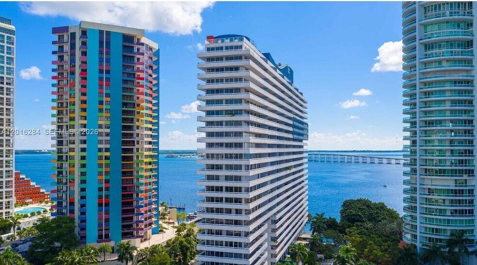 Building Photo - 1627 Brickell Ave