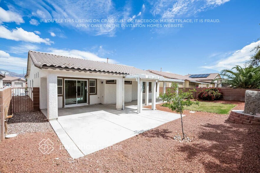 Building Photo - 1417 Lazy Hill Ranch Way