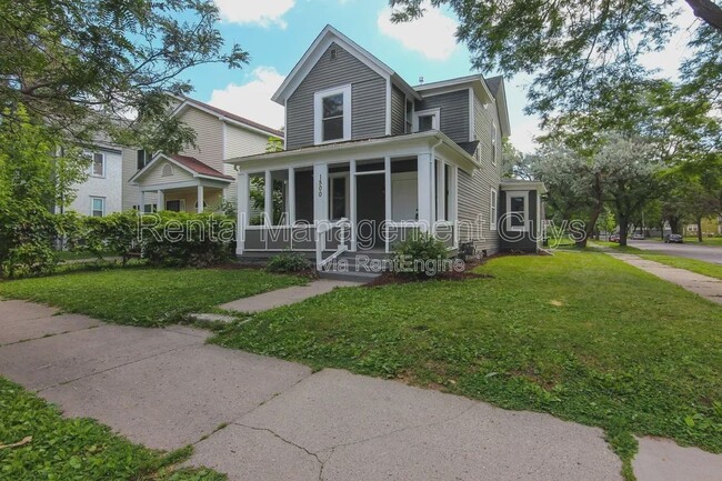 Building Photo - 1500 N Irving Ave