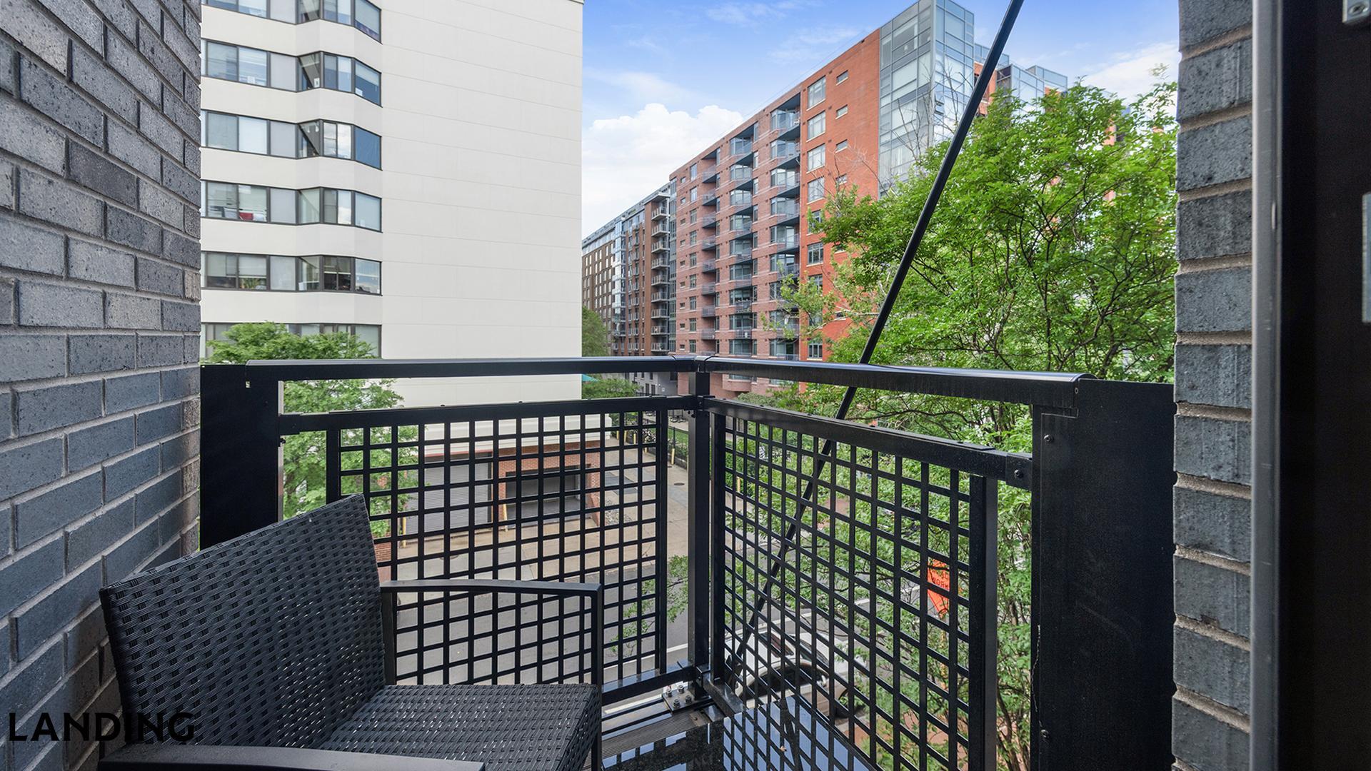 Building Photo - 1128 10th St NW