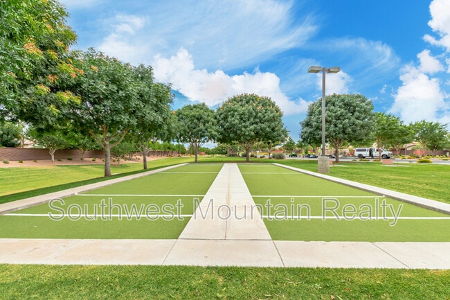 Building Photo - 41540 N Jacaranda Ct