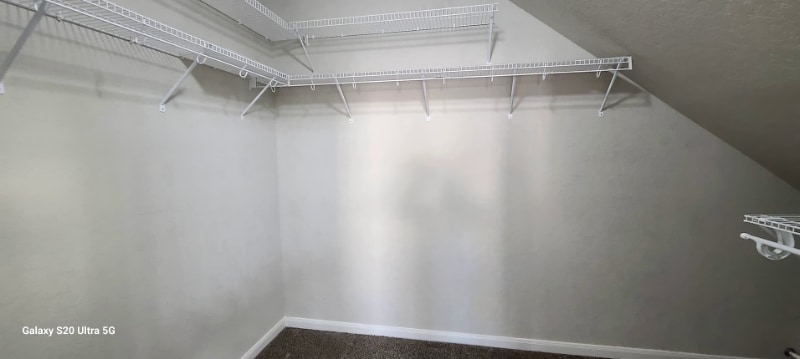 Building Photo - 5823 Bridle Bnd