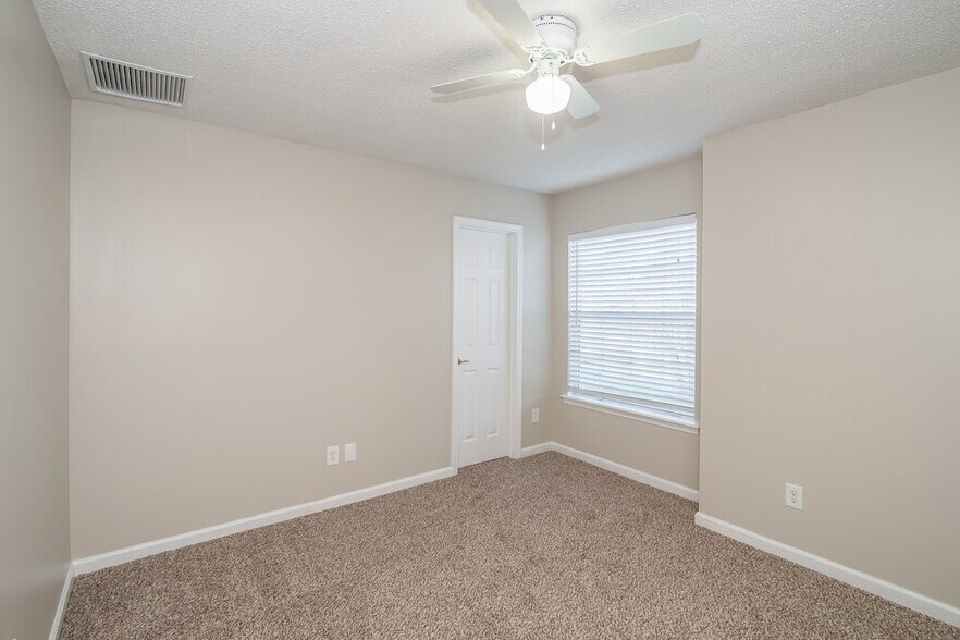 Building Photo - 12746 Brown Jersey Ct