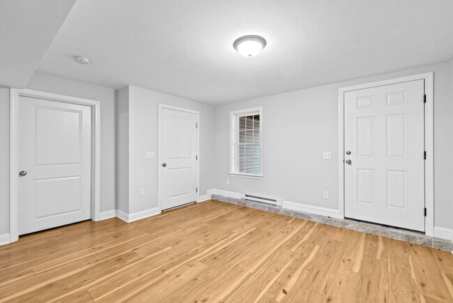 Building Photo - 145 Driftway