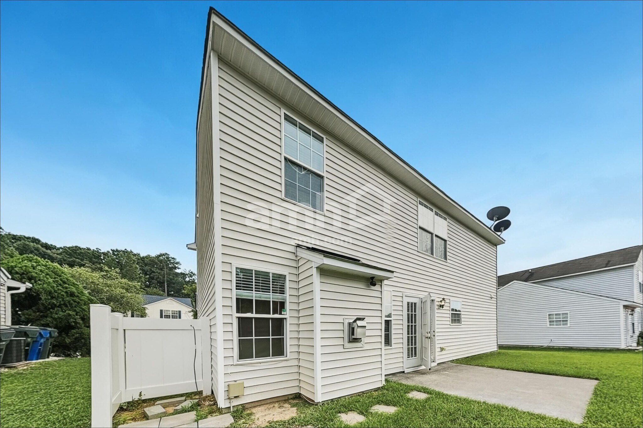 Building Photo - 3660 Watkins Ridge Ct