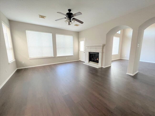 Living room area - 2647 Katie Harbor Dr