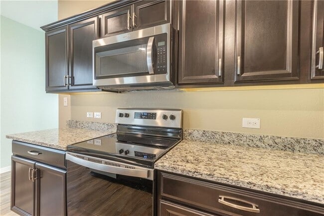 Building Photo - 108 Athena Way