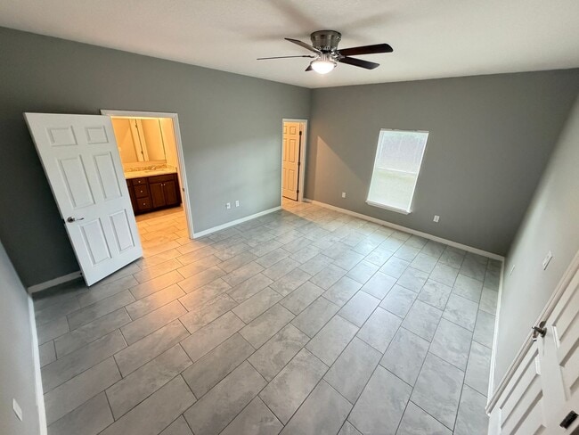 Building Photo - Available now!! Adorable 3 Bedroom / 2 Bathroom Home in Palm Bay!!