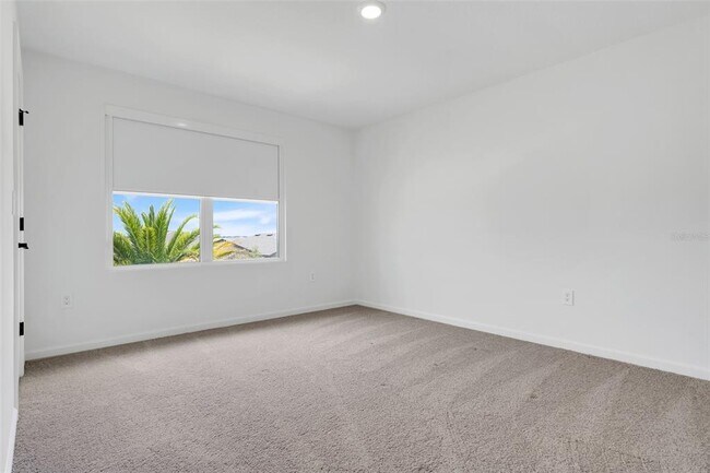 Building Photo - 2083 Gold Dust Dr