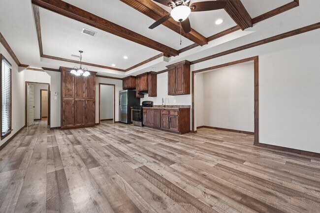 Building Photo - 20778 Stevens
