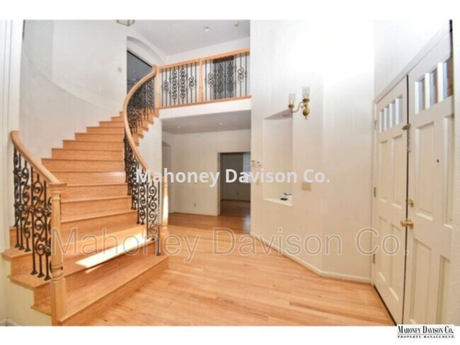 Building Photo - 1811 Downing St