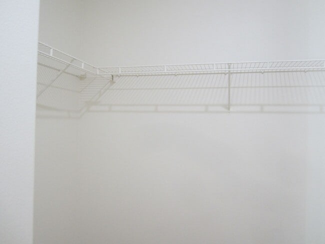 Building Photo - HIDDEN SPRINGS HACIENDA