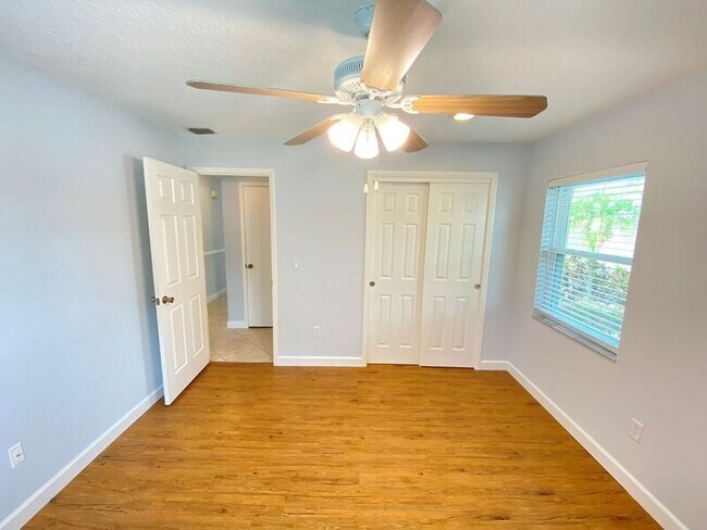 Building Photo - 104 Hatfield Ct