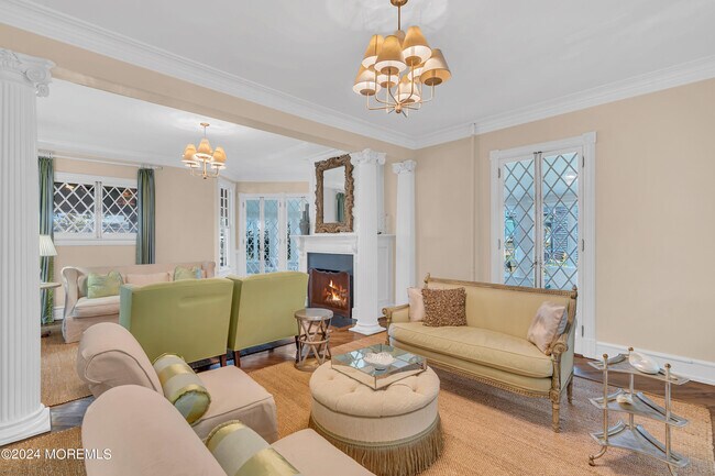 Building Photo - 207 Monmouth Ave