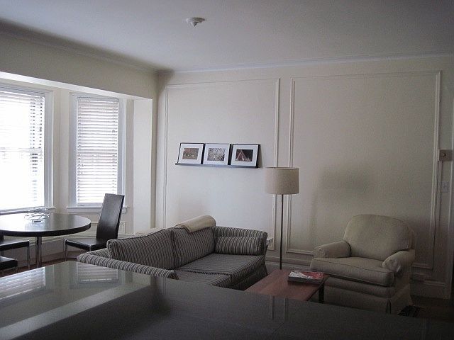 Building Photo - 988 Memorial Dr