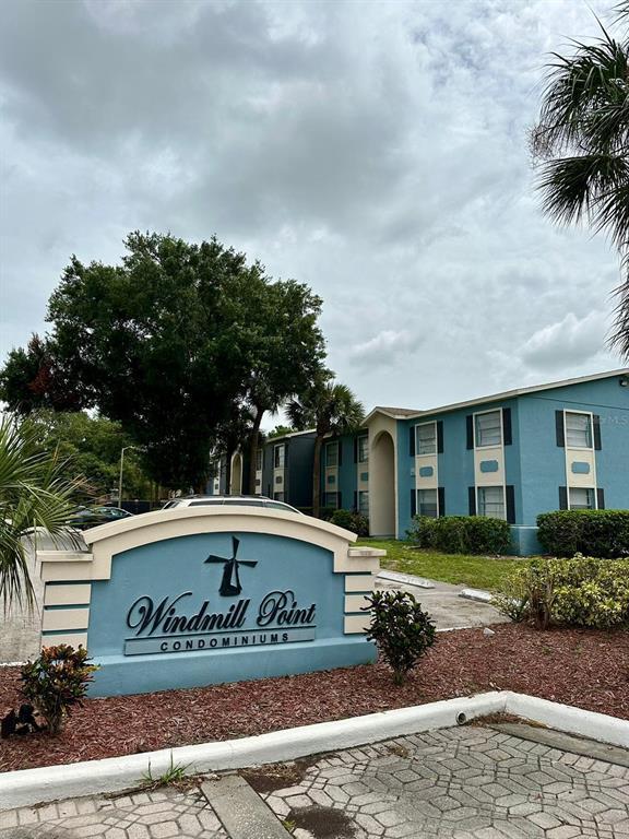 Building Photo - 2519 N Alafaya Trail