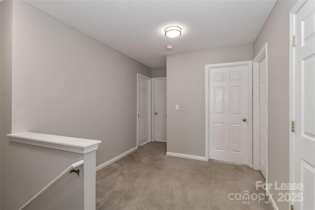 Building Photo - 109 Pleasant Grove Ln
