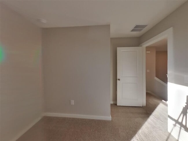 Building Photo - 620 Raglands Rd