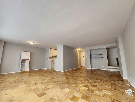 Primary Photo - 2 bedroom in BRONX NY 10463