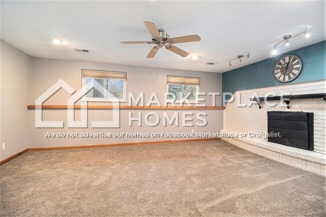 Building Photo - 340 Union Lake Rd