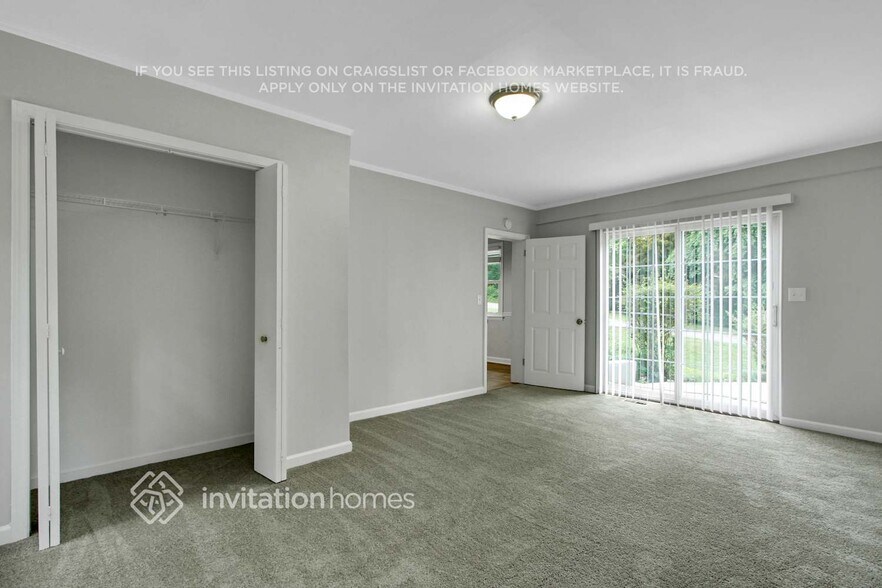 Building Photo - 4364 Cary Dr SW