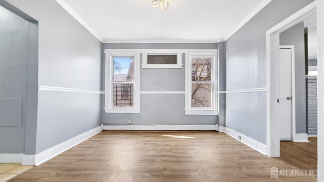 Building Photo - 126 N 14th St