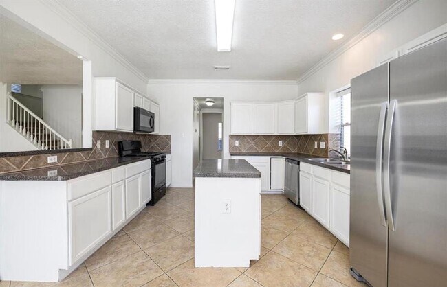 Building Photo - 17811 Scrub Oak Dr