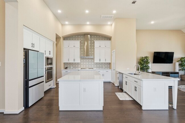 Building Photo - 2239 Plum Creek Dr