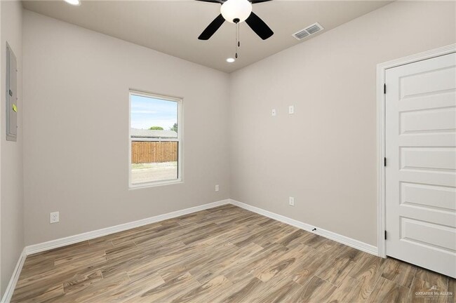 Building Photo - 230 N Pino St