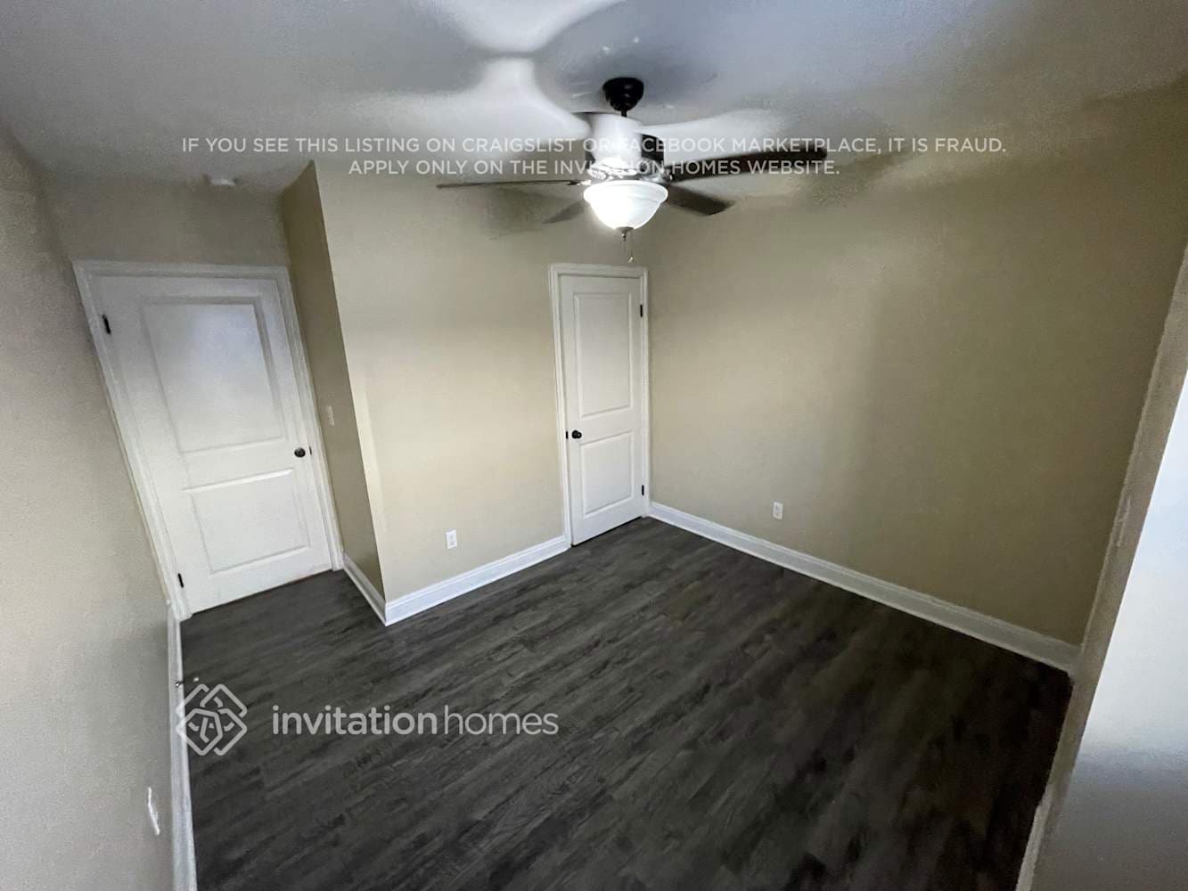 Building Photo - 1240 W 82nd St