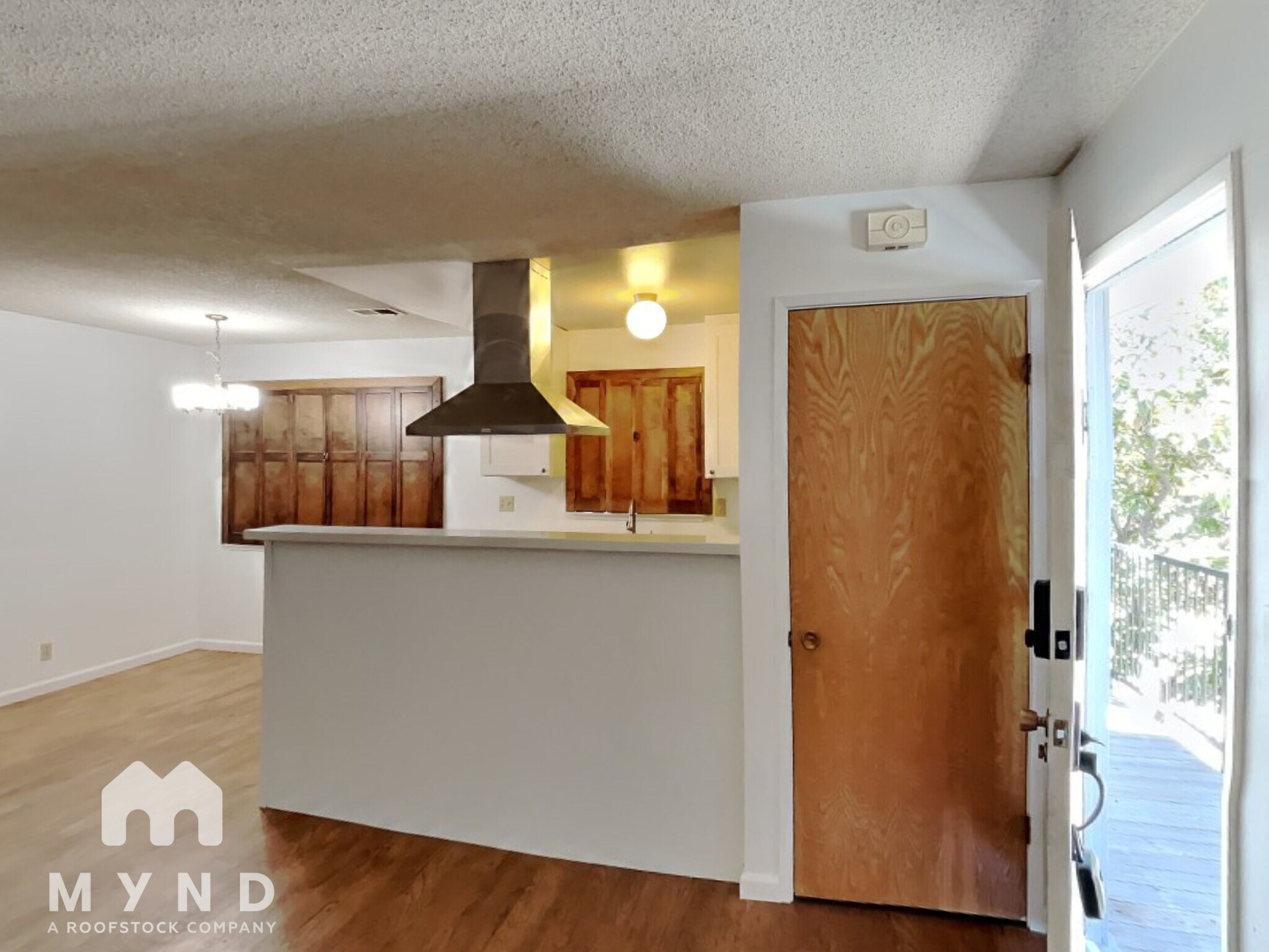 Building Photo - 5515 Spinnaker Dr