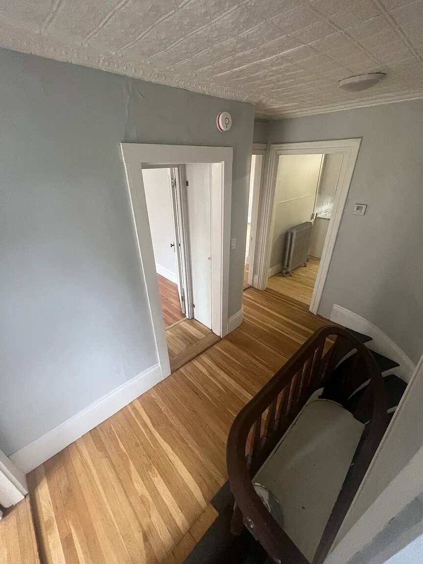 Building Photo - 413 Hammond St