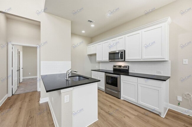 Building Photo - 5323 Winged Foot Dr