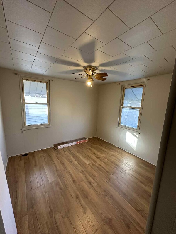 Building Photo - 1247 Leishman Ave